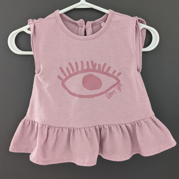 Jessica Simpson "eye love you" sleeveless top - Picture 1 of 2